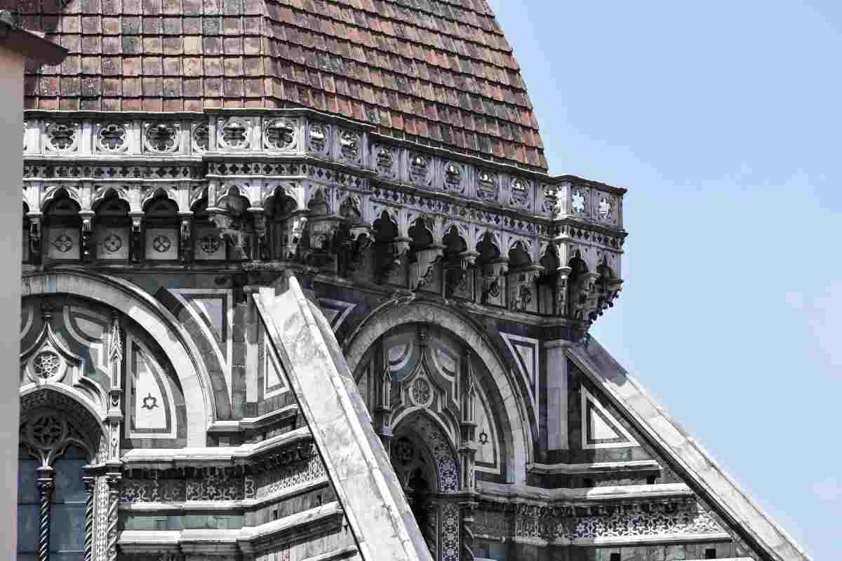 Cupola del Brunelleschi dal fuori col marmo del duomo