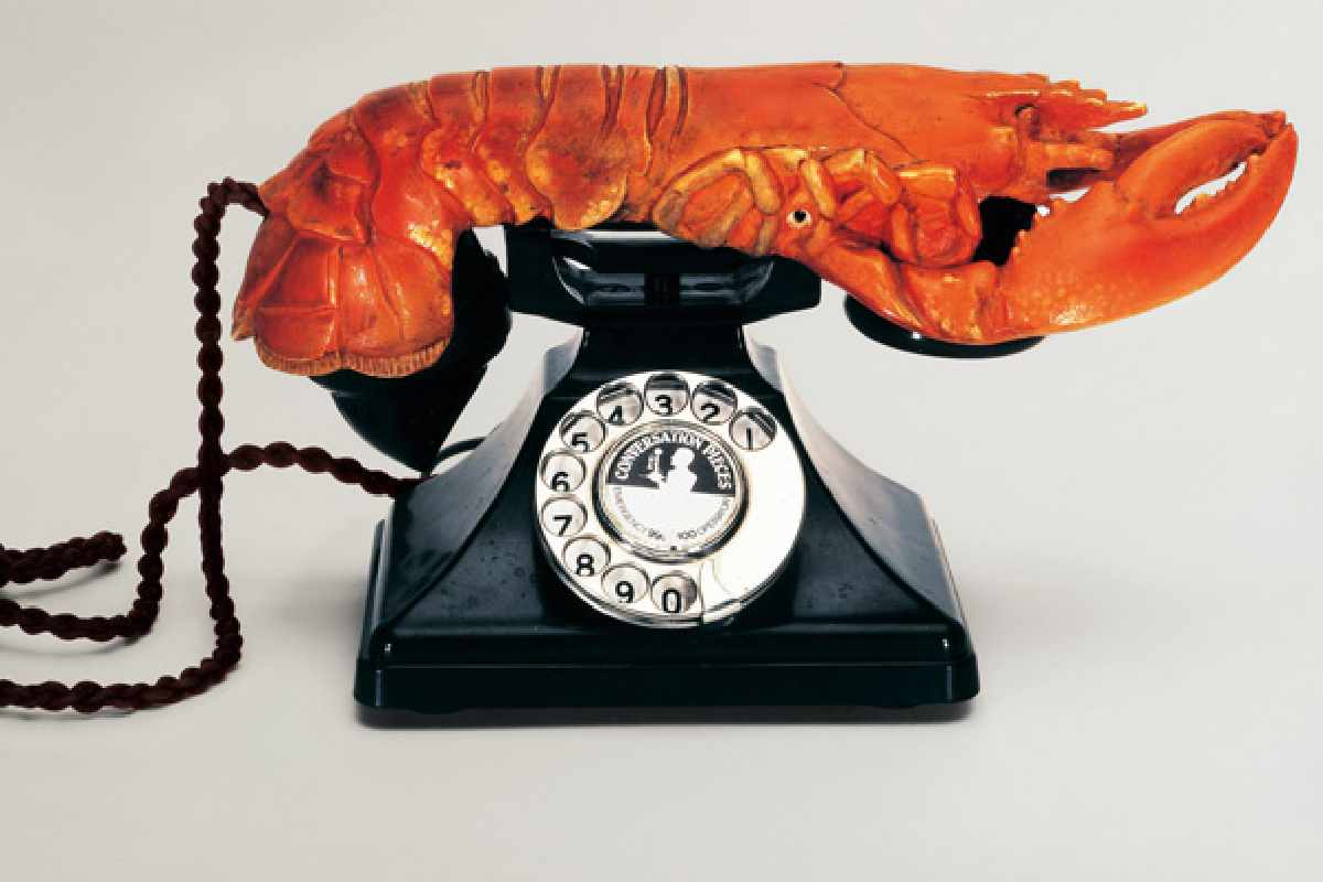 Telefono Aragosta di Salvador Dalì è considerata una delle opere più strane di sempre